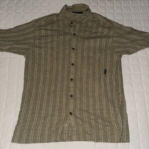 Men’s Patagonia button down